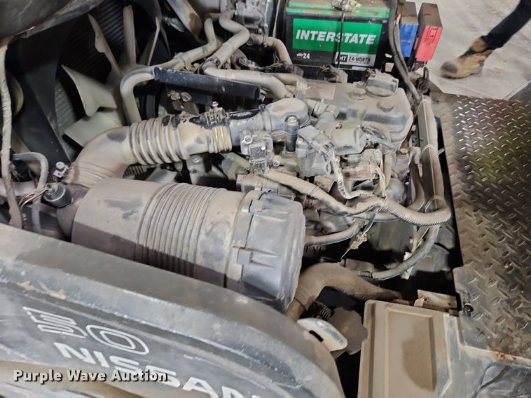 image for item LM9074 Nissan MPL02A25LV  forklift