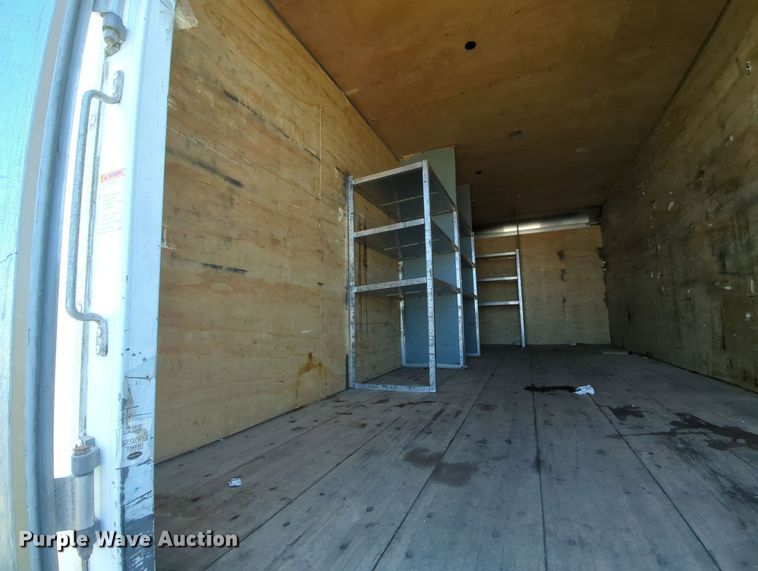 image for item LM9889 2013 Ford F650 Super Duty  box truck