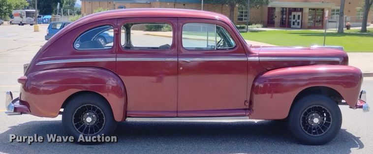 image for item LP9654 1947 Ford Super Deluxe  sedan