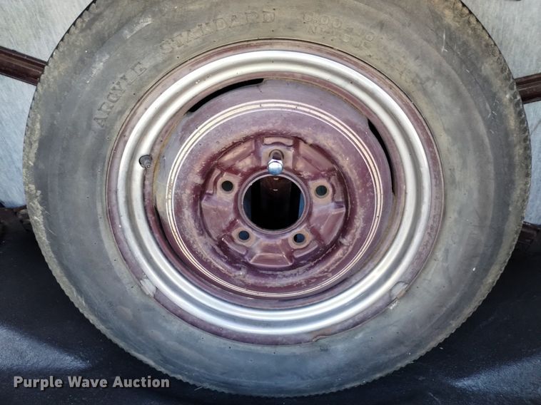 image for item LP9654 1947 Ford Super Deluxe  sedan