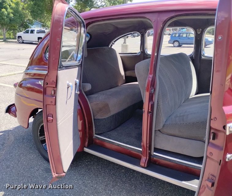 image for item LP9654 1947 Ford Super Deluxe  sedan