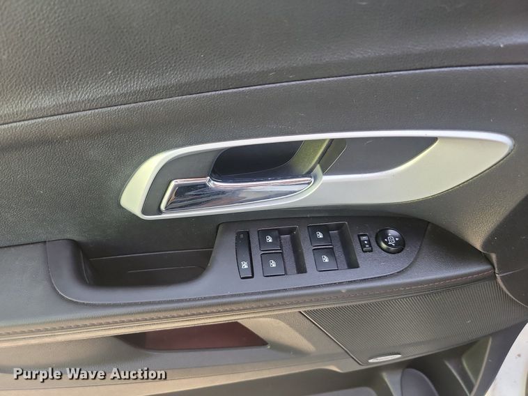 image for item LQ9051 2011 Chevrolet Equinox LTZ  SUV