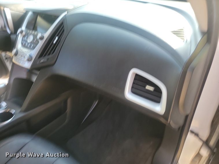 image for item LQ9051 2011 Chevrolet Equinox LTZ  SUV