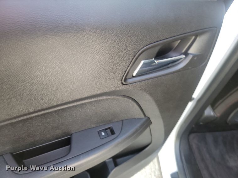 image for item LQ9051 2011 Chevrolet Equinox LTZ  SUV