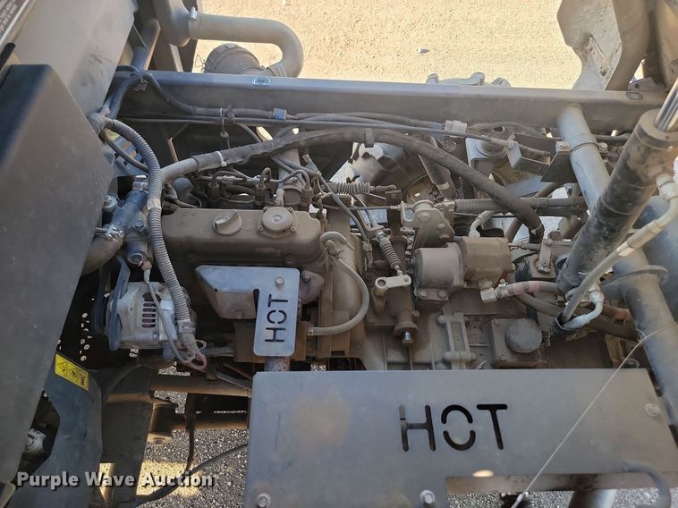 image for item LQ9052 2010 Kubota RTV 900  utility vehicle