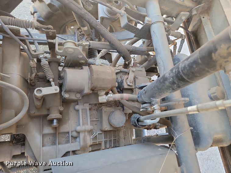 image for item LQ9052 2010 Kubota RTV 900  utility vehicle