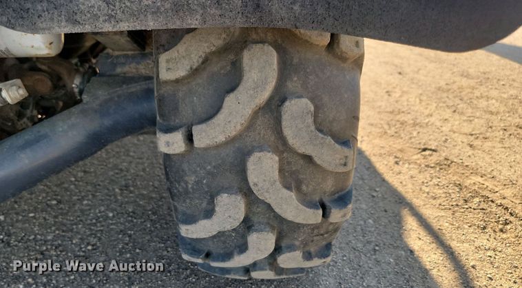 image for item LQ9052 2010 Kubota RTV 900  utility vehicle