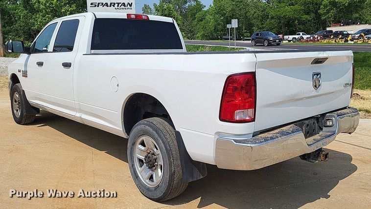 image for item LR9275 2013 Dodge Ram 2500HD  Crew Cab pickup truck