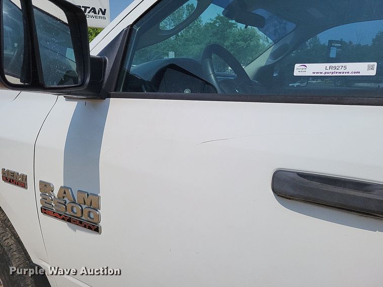 image for item LR9275 2013 Dodge Ram 2500HD  Crew Cab pickup truck