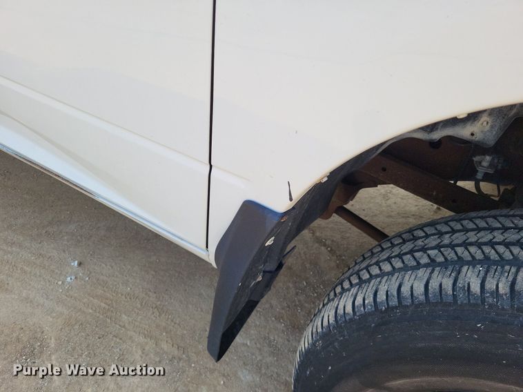 image for item LR9275 2013 Dodge Ram 2500HD  Crew Cab pickup truck