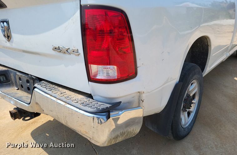 image for item LR9275 2013 Dodge Ram 2500HD  Crew Cab pickup truck