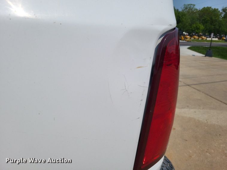 image for item LR9275 2013 Dodge Ram 2500HD  Crew Cab pickup truck