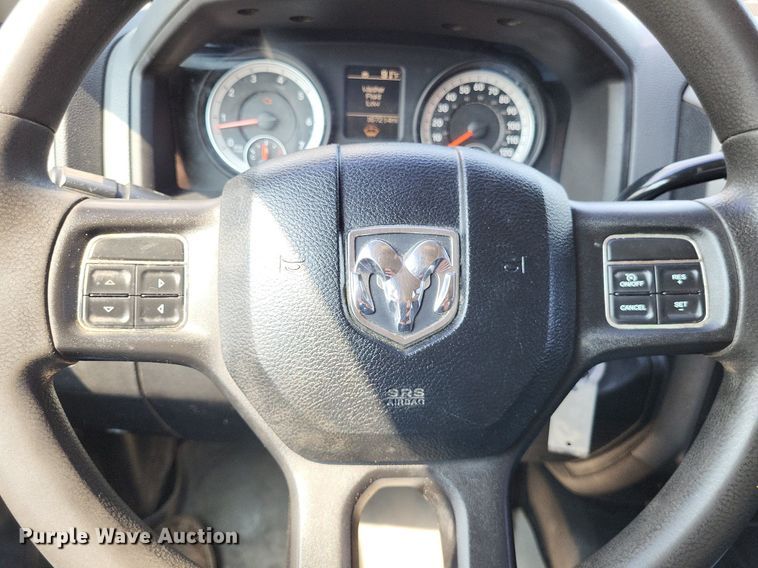 image for item LR9275 2013 Dodge Ram 2500HD  Crew Cab pickup truck