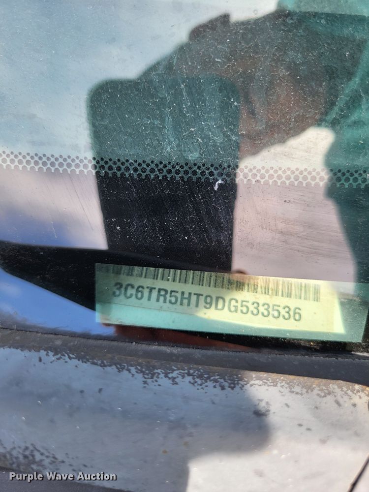 image for item LR9275 2013 Dodge Ram 2500HD  Crew Cab pickup truck