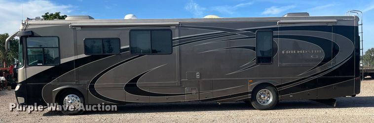 image for item LS9510 2005 Gulf Stream Friendship G7  RV