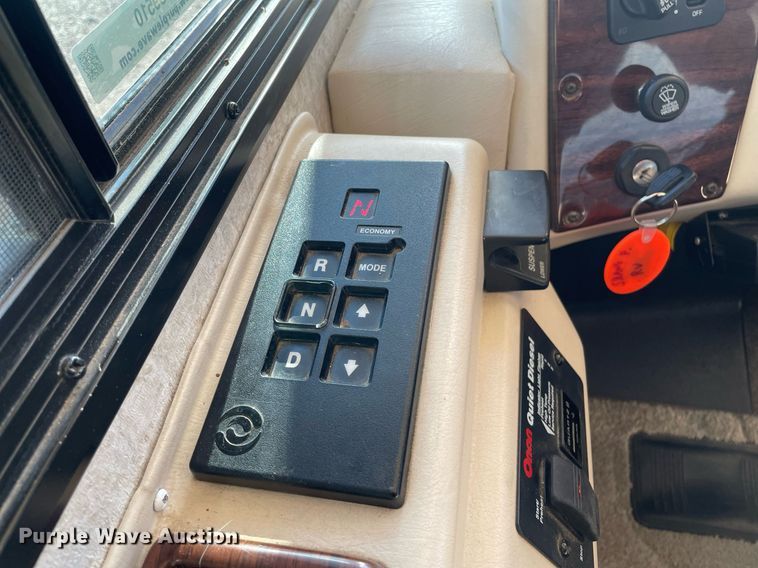 image for item LS9510 2005 Gulf Stream Friendship G7  RV