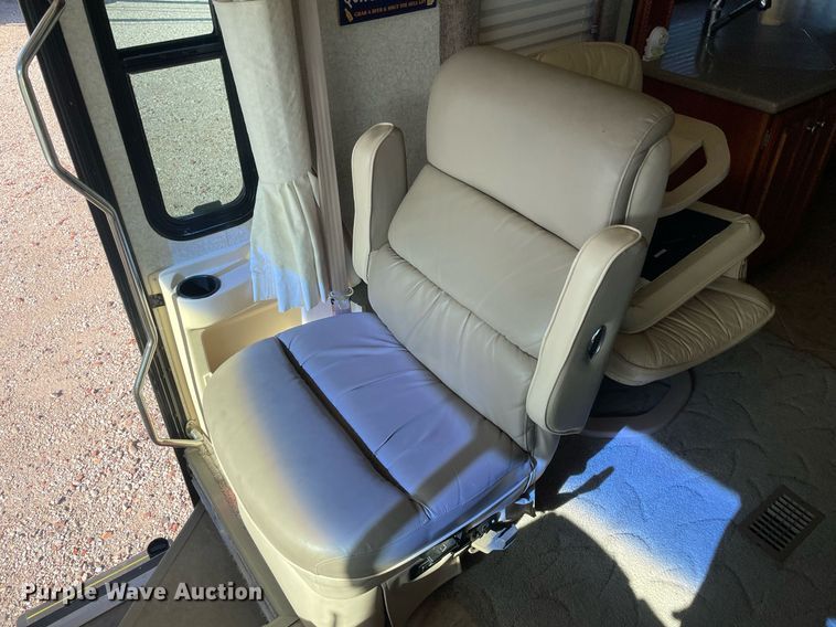 image for item LS9510 2005 Gulf Stream Friendship G7  RV