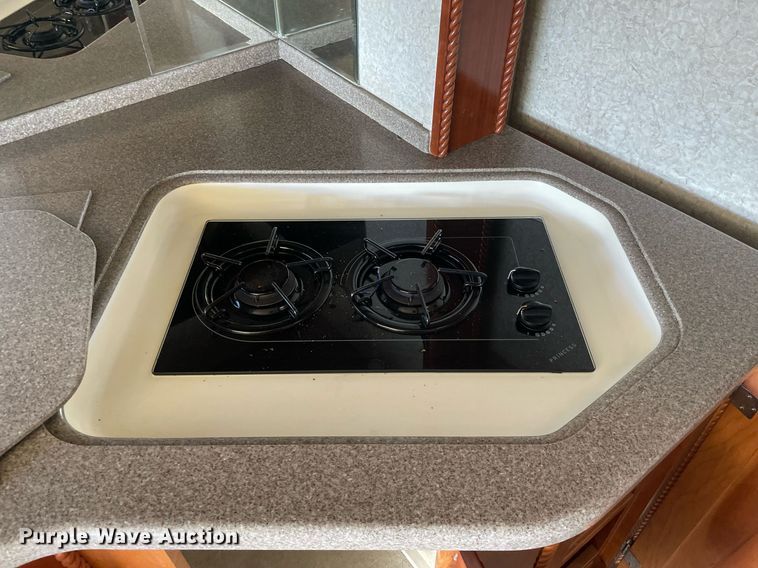 image for item LS9510 2005 Gulf Stream Friendship G7  RV