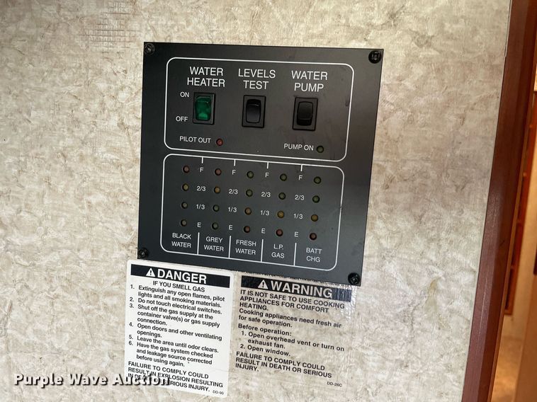 image for item LS9510 2005 Gulf Stream Friendship G7  RV