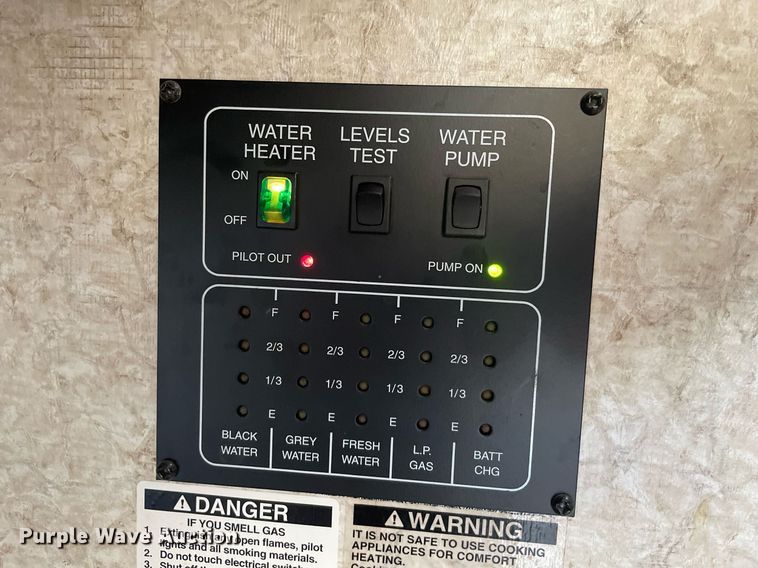 image for item LS9510 2005 Gulf Stream Friendship G7  RV