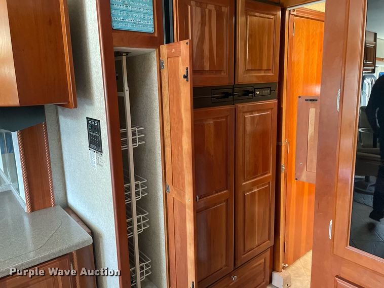 image for item LS9510 2005 Gulf Stream Friendship G7  RV