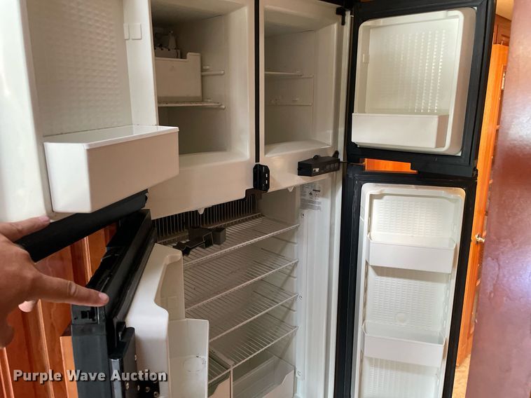 image for item LS9510 2005 Gulf Stream Friendship G7  RV