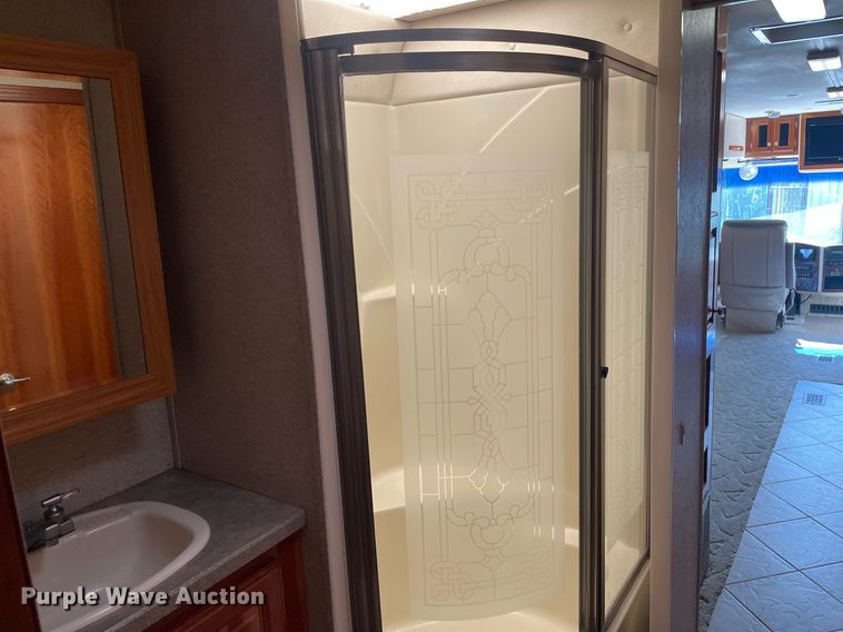 image for item LS9510 2005 Gulf Stream Friendship G7  RV