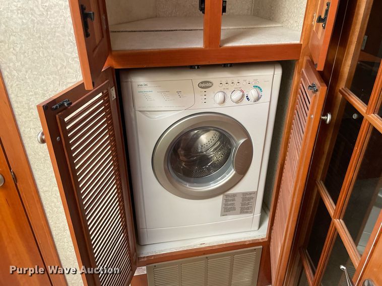 image for item LS9510 2005 Gulf Stream Friendship G7  RV