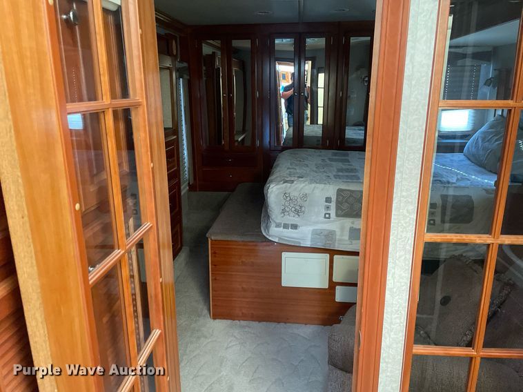 image for item LS9510 2005 Gulf Stream Friendship G7  RV