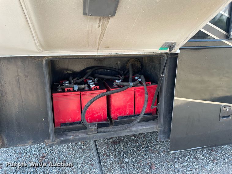 image for item LS9510 2005 Gulf Stream Friendship G7  RV