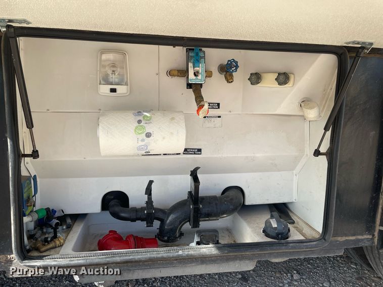 image for item LS9510 2005 Gulf Stream Friendship G7  RV