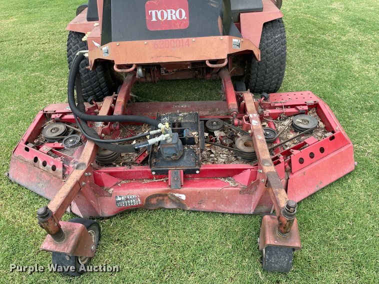 image for item LS9539 Toro Ground Master 580-D  lawn mower