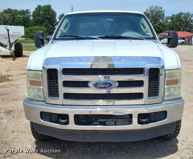 image for item LS9603 2008 Ford F250 Super Duty XLT  Crew Cab pickup truck