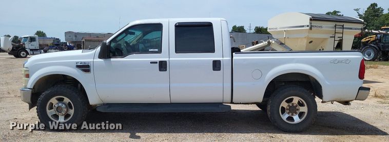 image for item LS9603 2008 Ford F250 Super Duty XLT  Crew Cab pickup truck