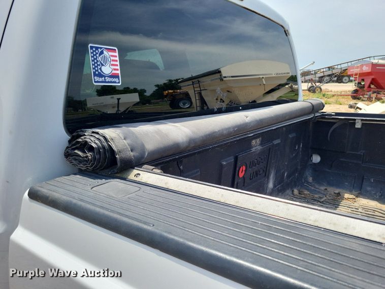 image for item LS9603 2008 Ford F250 Super Duty XLT  Crew Cab pickup truck