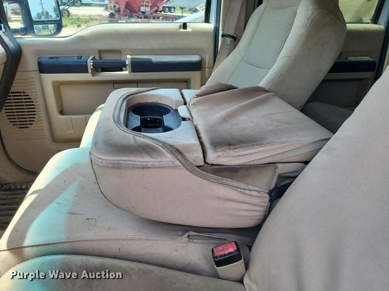 image for item LS9603 2008 Ford F250 Super Duty XLT  Crew Cab pickup truck