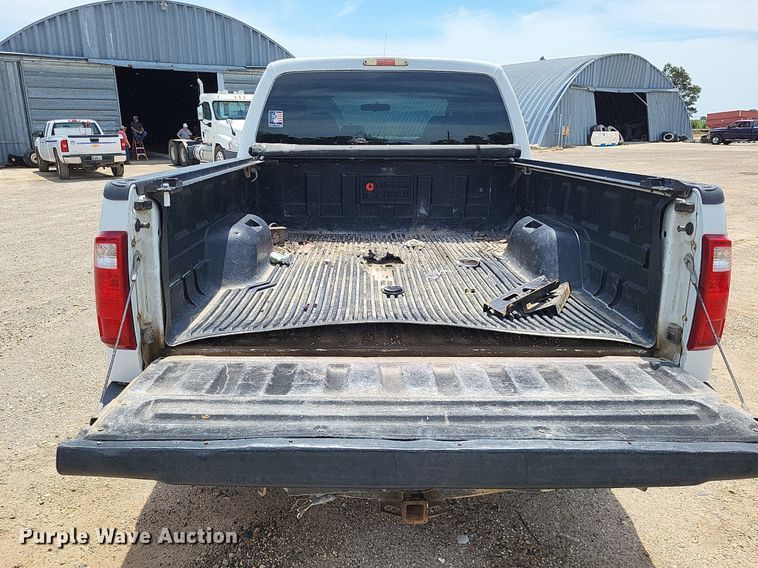 image for item LS9603 2008 Ford F250 Super Duty XLT  Crew Cab pickup truck