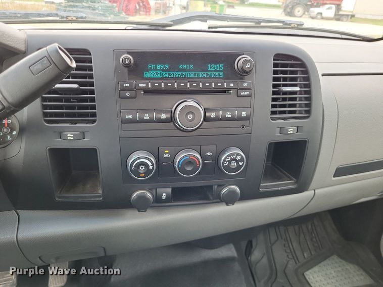 image for item LS9606 2012 Chevrolet Silverado 1500  Ext. Cab pickup truck