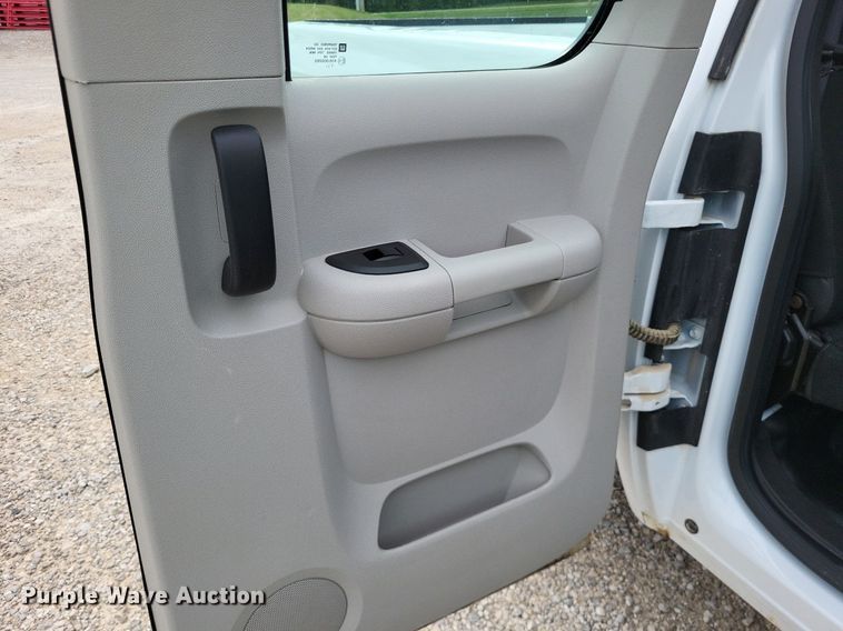 image for item LS9606 2012 Chevrolet Silverado 1500  Ext. Cab pickup truck