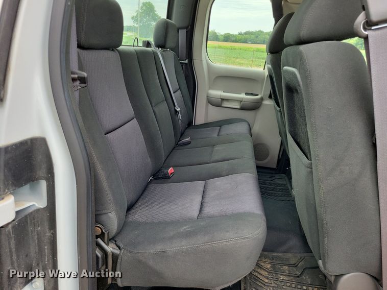 image for item LS9606 2012 Chevrolet Silverado 1500  Ext. Cab pickup truck