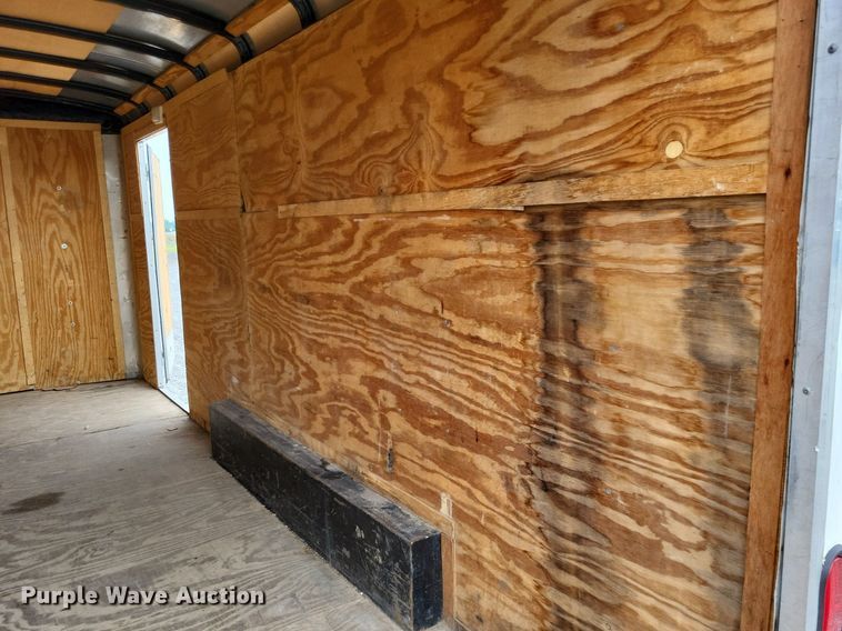 image for item LS9608 2004 Doolittle  enclosed cargo trailer