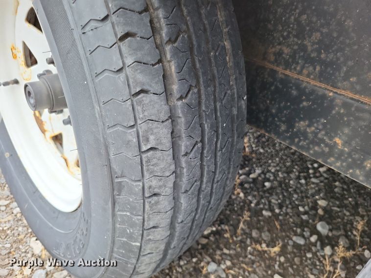 image for item LS9608 2004 Doolittle  enclosed cargo trailer