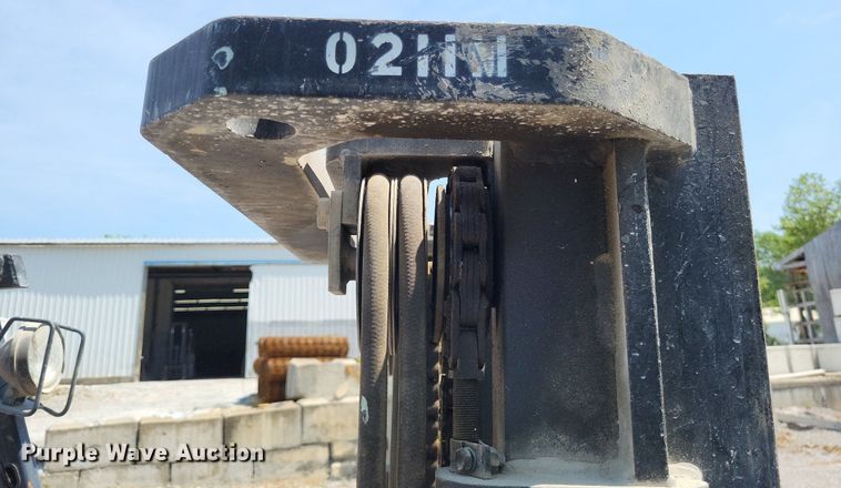 image for item LS9615 1999 Toyota 02-6FGU30  forklift