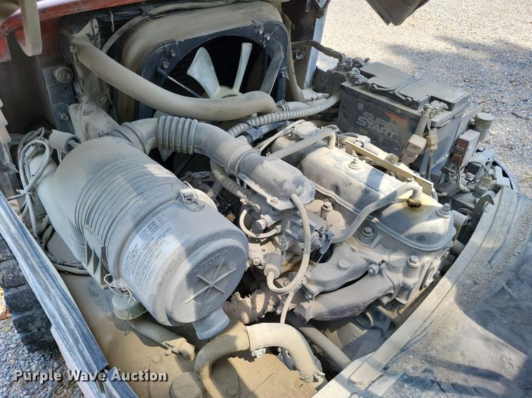 image for item LS9615 1999 Toyota 02-6FGU30  forklift