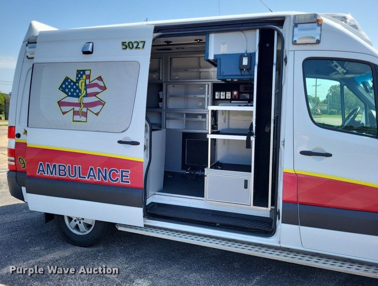 image for item LS9616 2014 Mercedes Benz Sprinter  ambulance