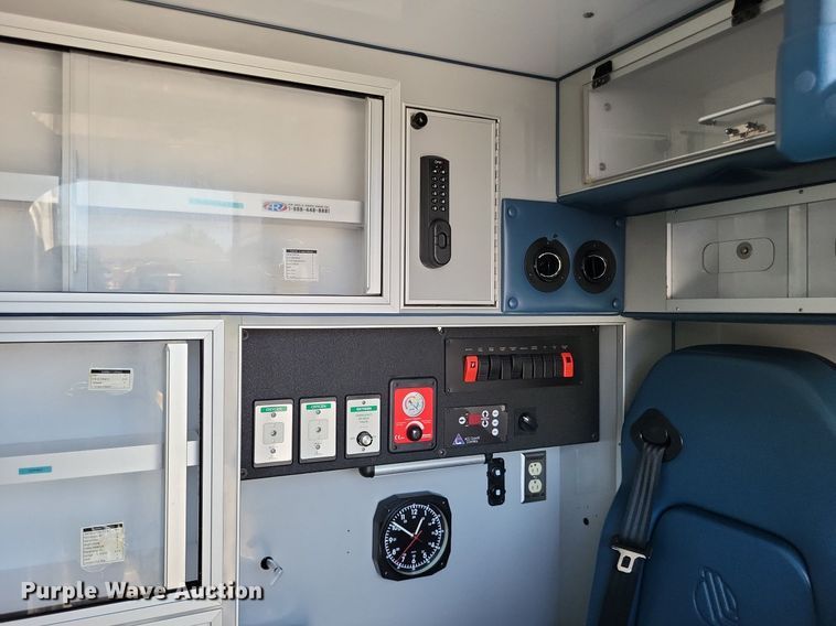 image for item LS9616 2014 Mercedes Benz Sprinter  ambulance