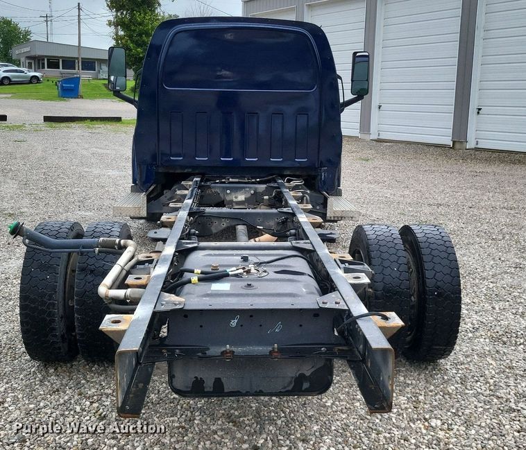 image for item LS9620 2009 Chevrolet C4500  truck cab and chassis