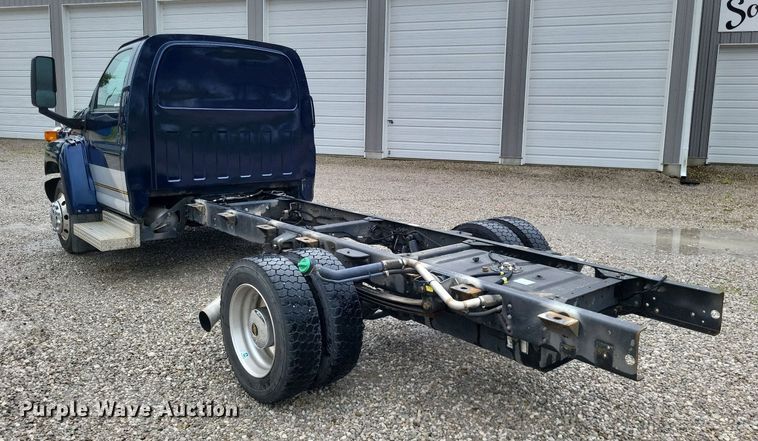 image for item LS9620 2009 Chevrolet C4500  truck cab and chassis