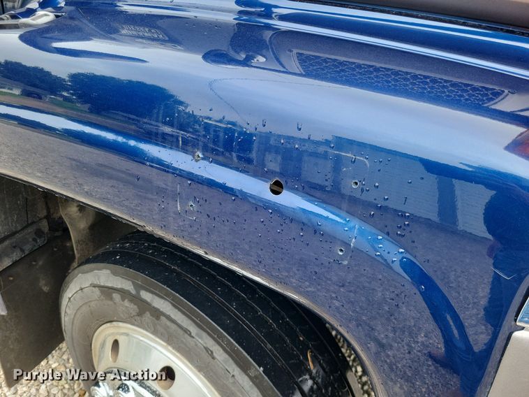 image for item LS9620 2009 Chevrolet C4500  truck cab and chassis