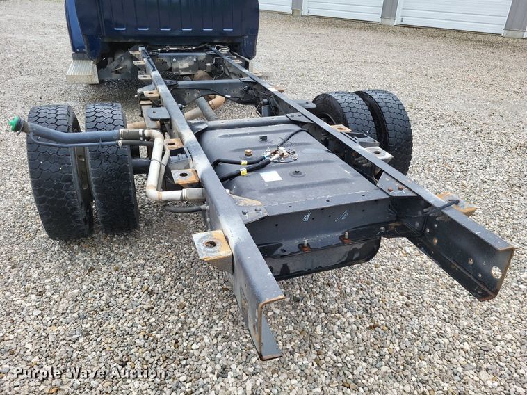 image for item LS9620 2009 Chevrolet C4500  truck cab and chassis